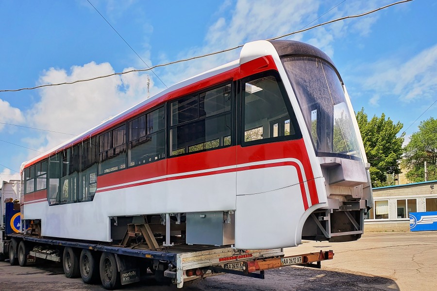 Оновлення парку електротранспорту
